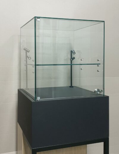 Ausstellungsvitrine – beleuchtet